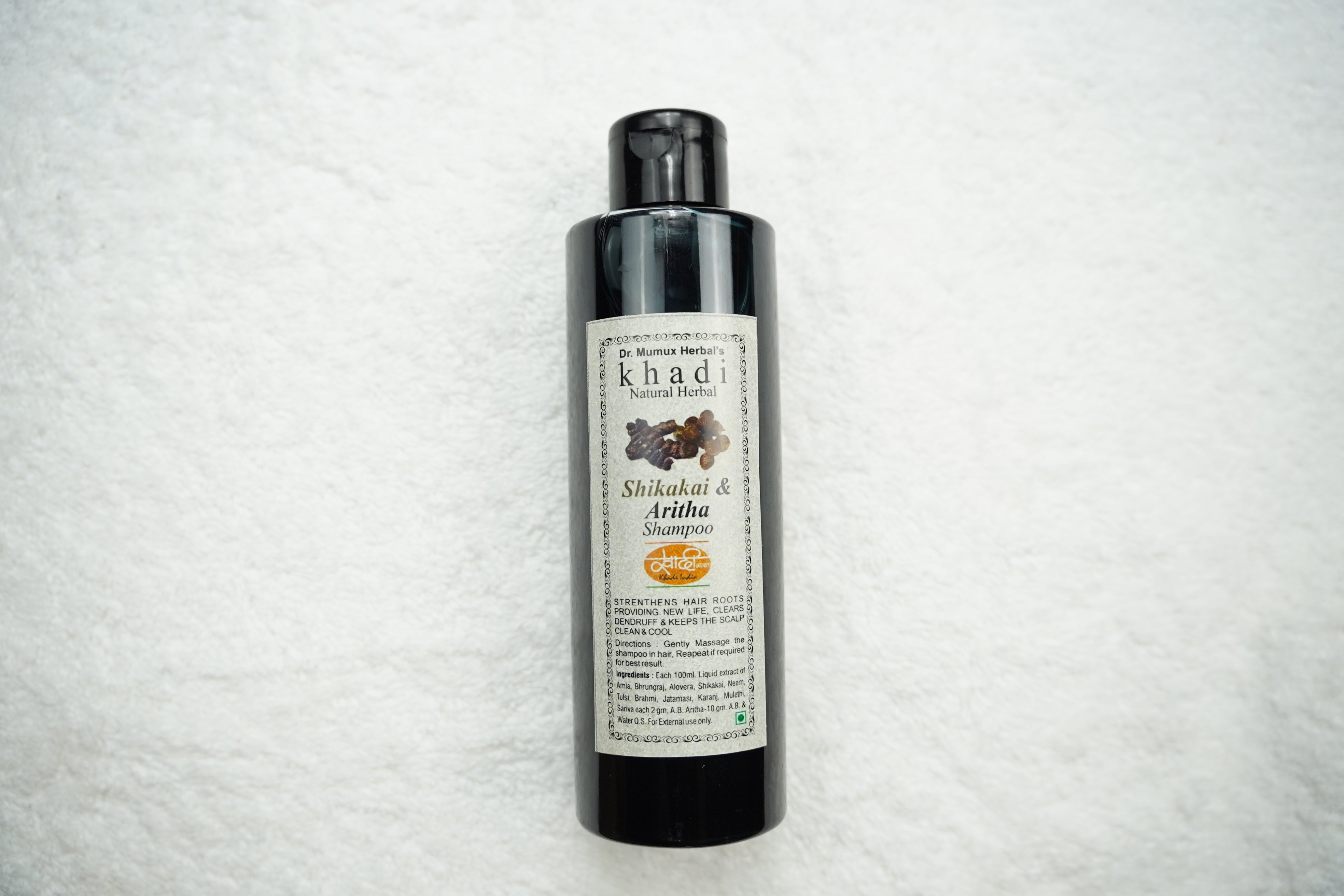 Khadi India: Herbal Shampoo with Shikakai & Aritha - A Natural Cleanse for Your Hair! 200ml/6.8oz